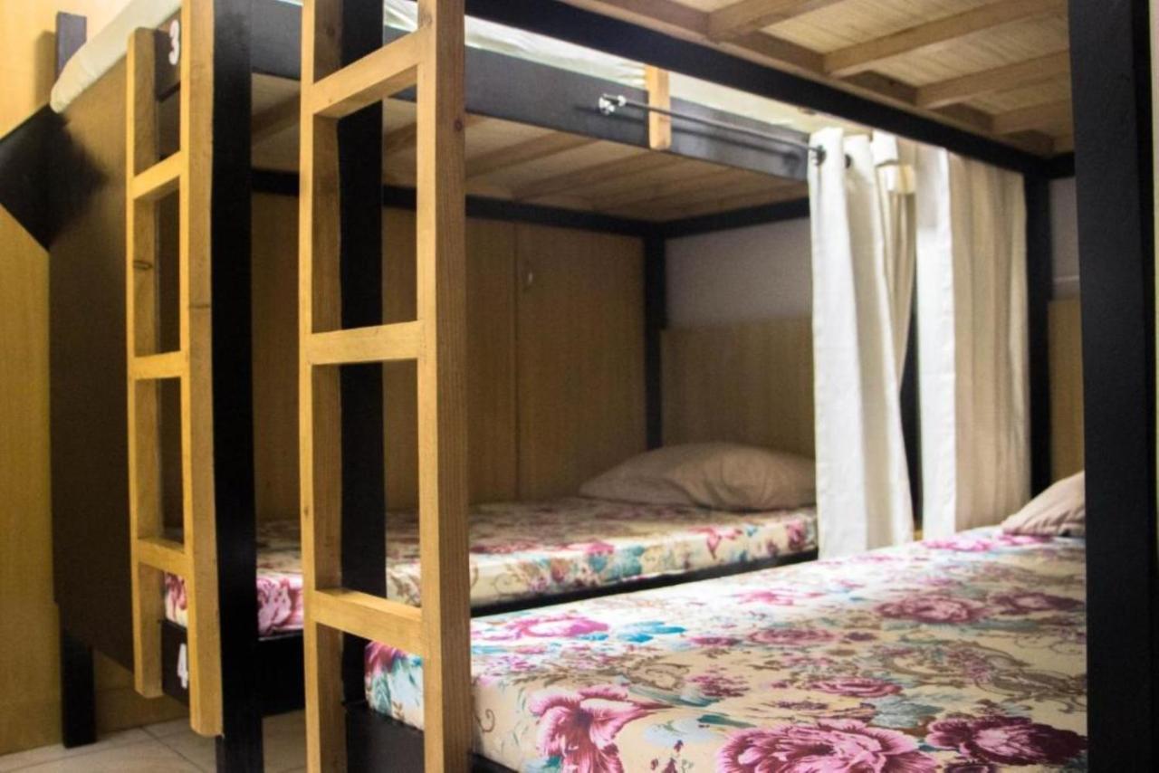 Bunks Hostel (Adults Only) Cebu Exteriér fotografie